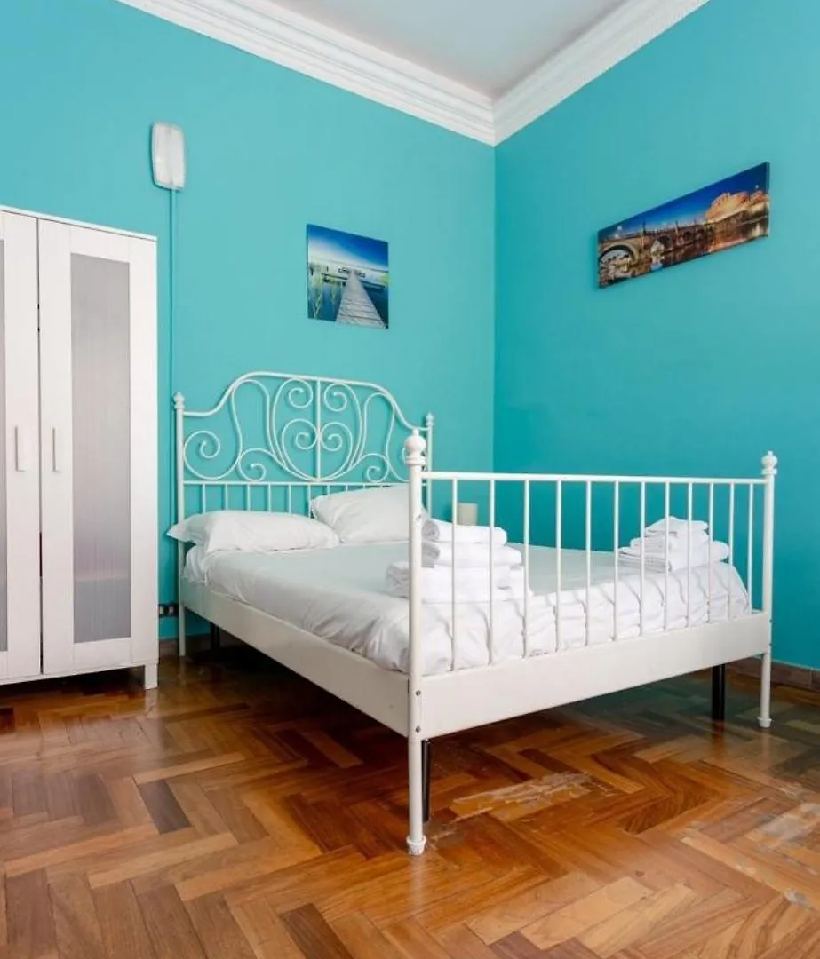 Rome Holiday Apartment 25
